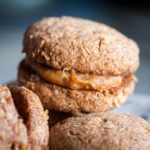 Datey oatey sandwich cookie – for your lazy afternoon cuppa