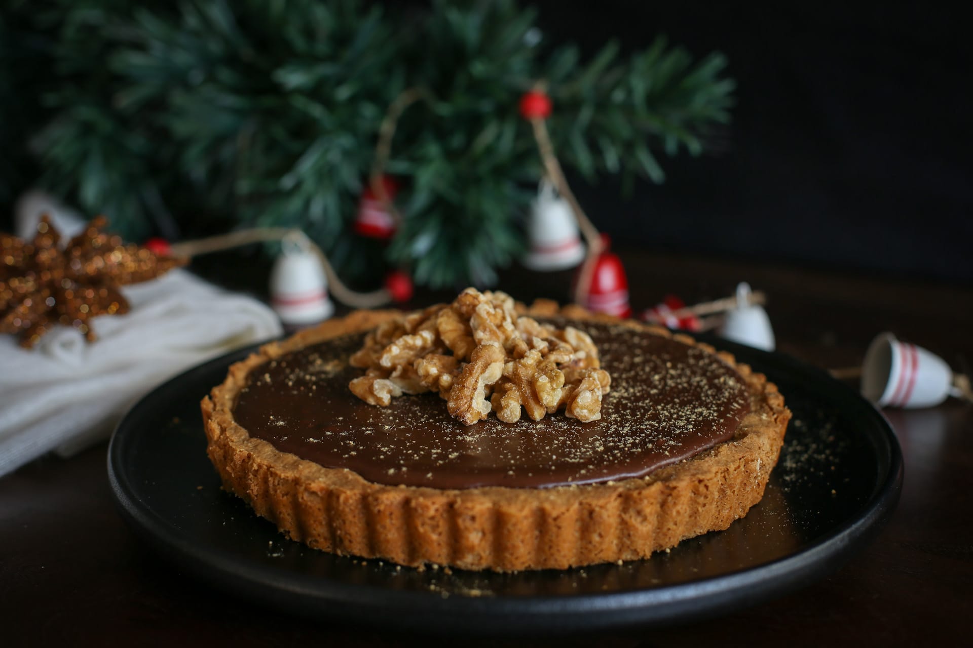 Chocolate ginger walnut tart by Gaia Tree - vegan, refined sugar free, great for Christmas